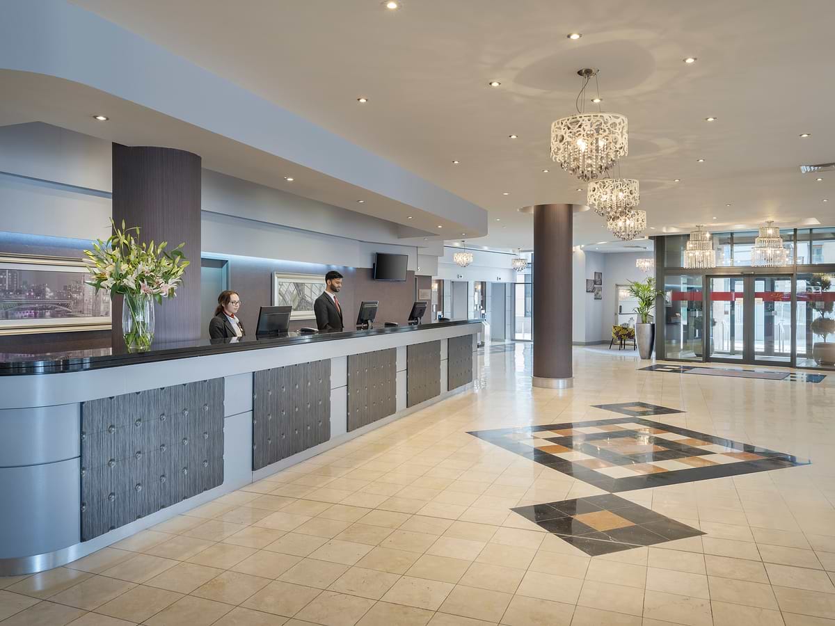 Leonardo Hotel Leeds - Lobby