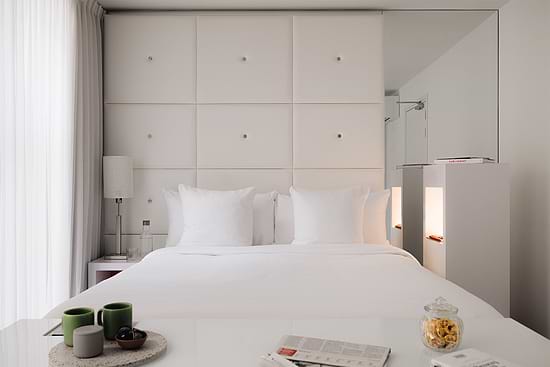 Leonardo Boutique Hotel Maastricht City Center - Comfort Room 1 Double Bed wih Separate Bathroom