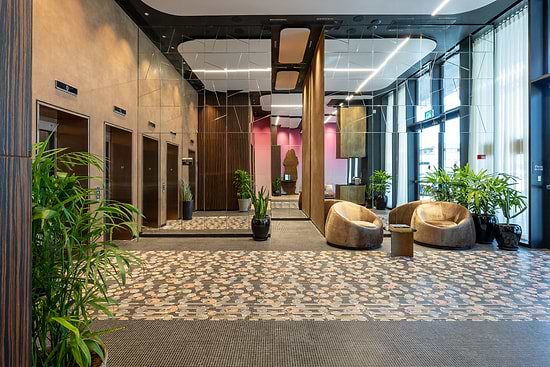 master Bat Yam - Lobby