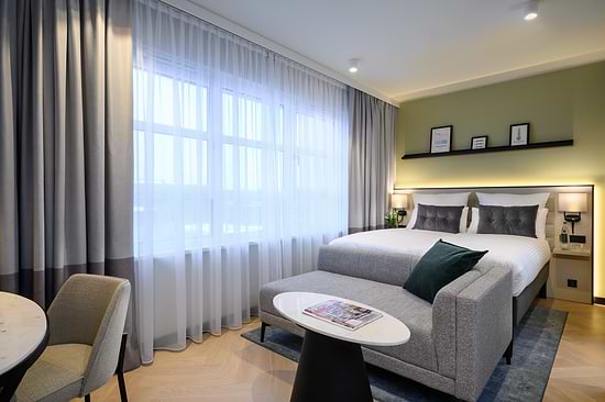 Studio - Bed