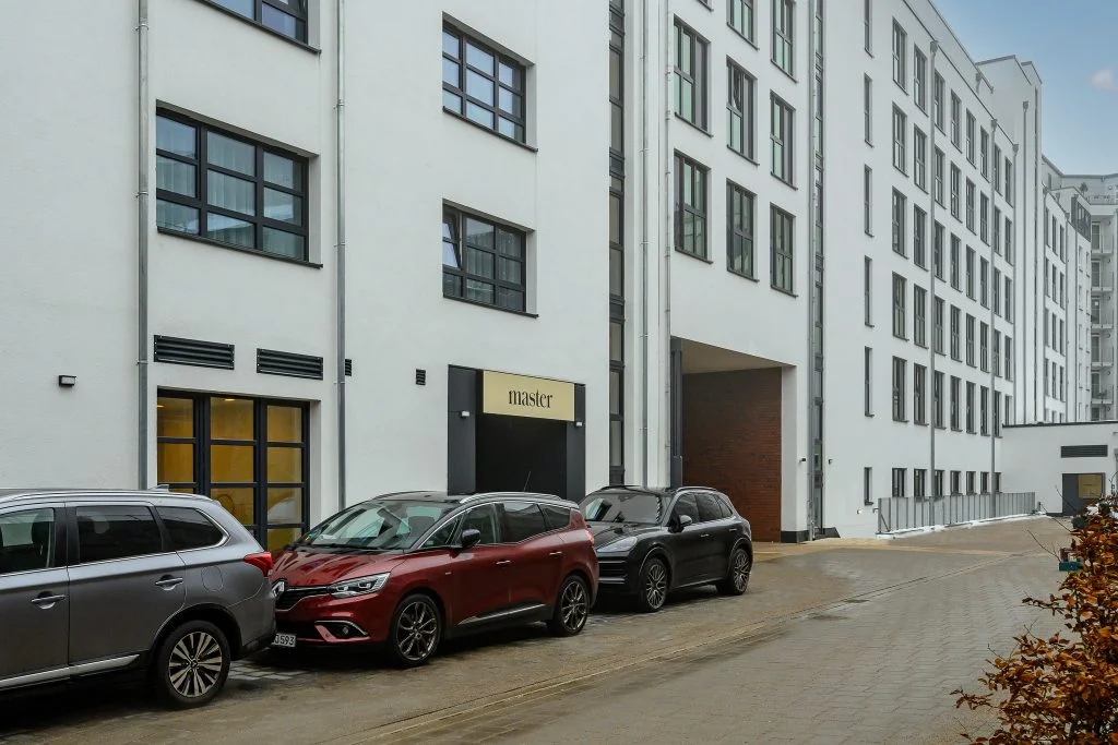 master Altona - Exterior