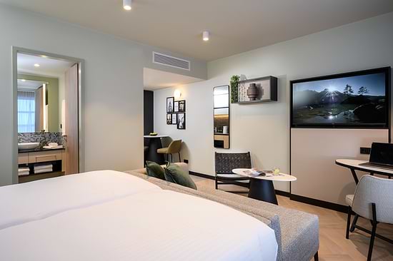 Studio - Bed