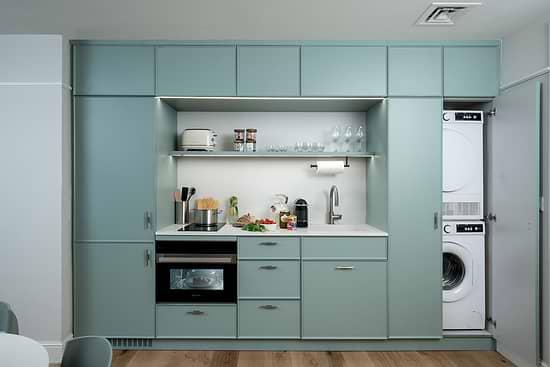 One Bedroom - Kitchenette