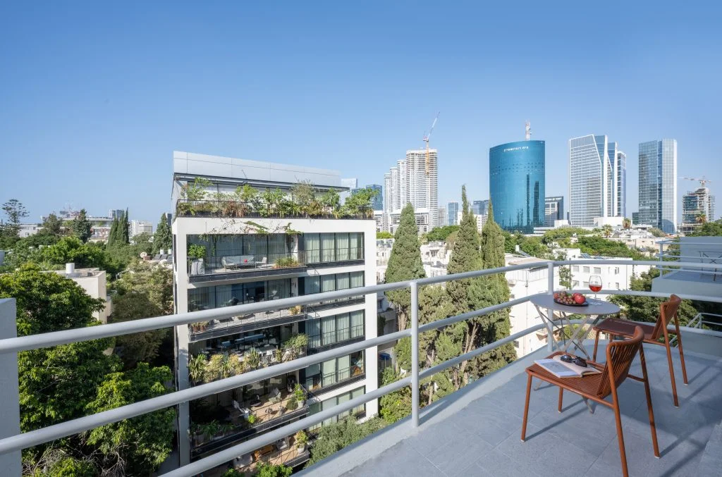 master Mazeh - Balcony