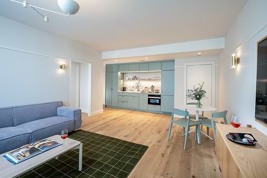 One Bedroom with Balcony - Kitchenette