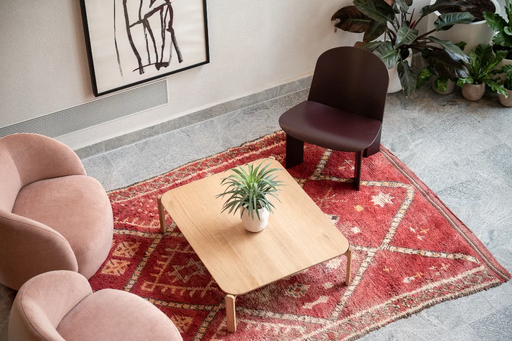master Mazeh - Sitting area