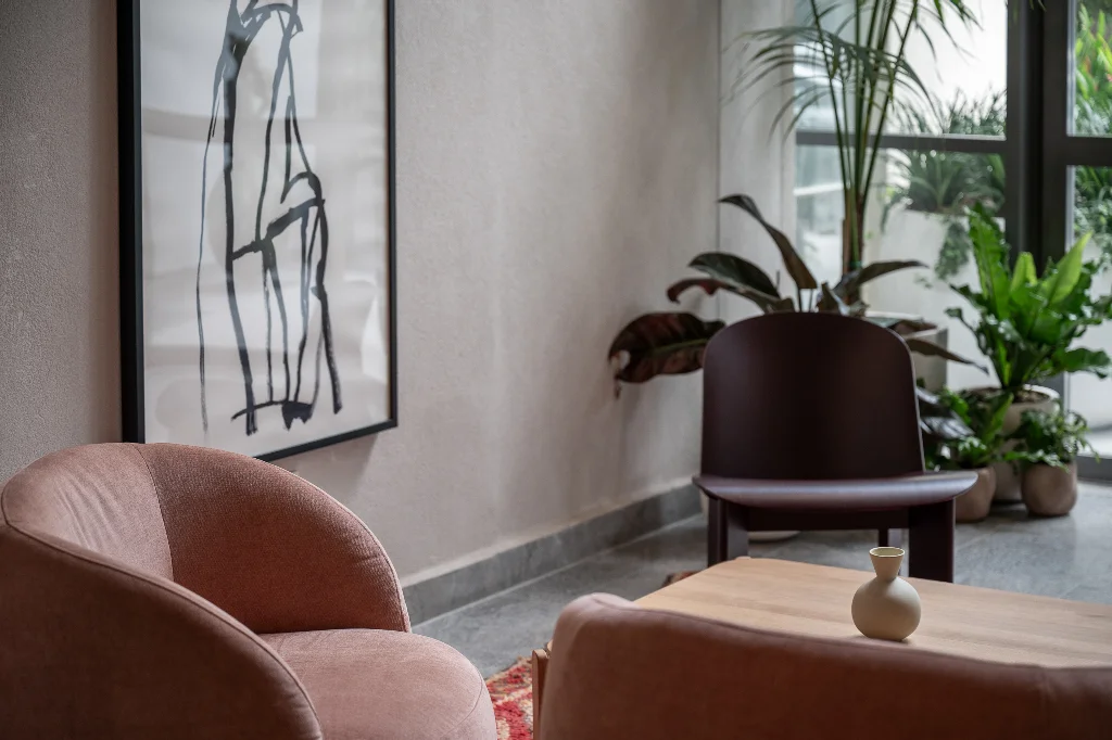 master Mazeh - Sitting area