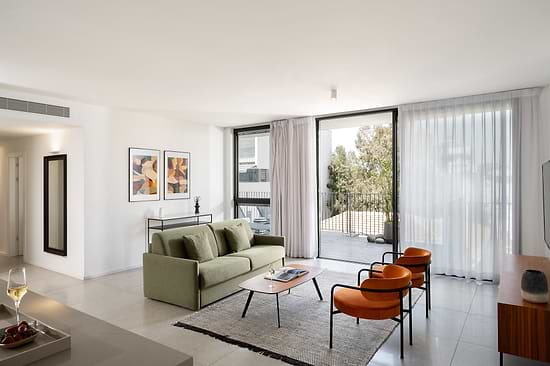 master Shenkin - Sitting Area
