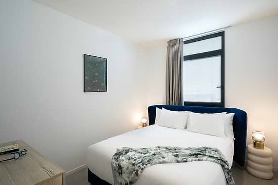 master Shenkin - Bedroom
