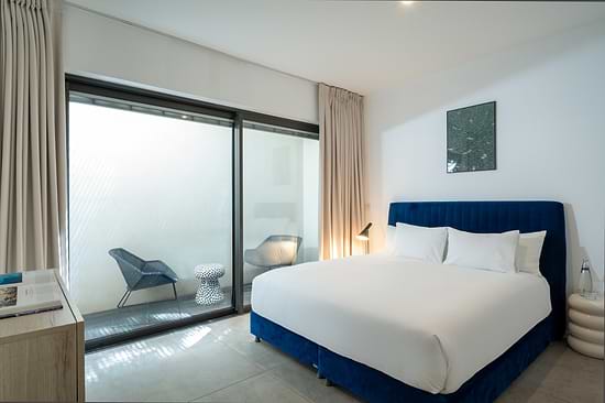 master Shenkin - Bedroom