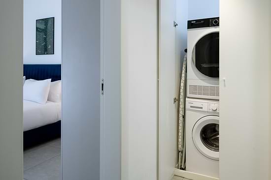 One Bedroom Apartment - Washer and Dryer