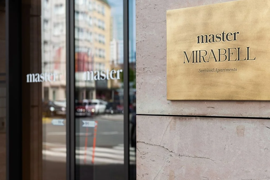 master Mirabell - Exterior