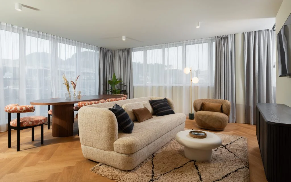 master Mirabell - Living room