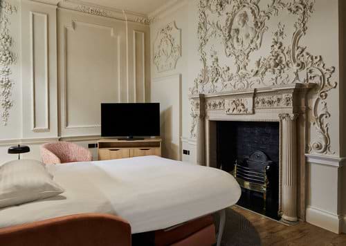 One Bedroom Open Plan - Sofa Bed