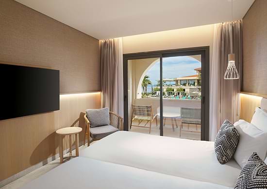 MERAVIA Leonardo Limited Edition - Deluxe Double Partial Sea View