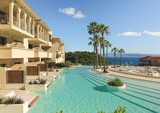 MERAVIA Leonardo Limited Edition - Deluxe Double Swim Up Room