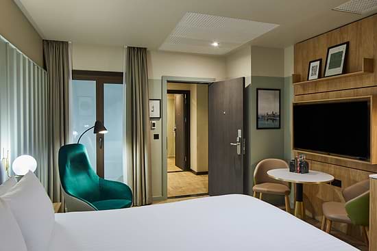 Family Apartment (5 PAX) - Bed