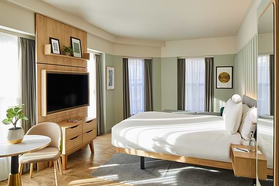 master St. Paul's - Studio with Sofa Bed