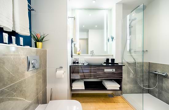 NYX Hotel Mannheim - Bathroom