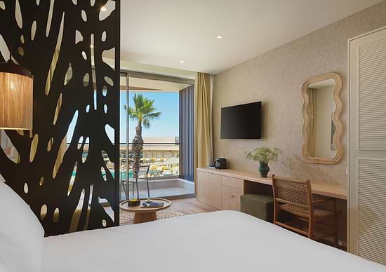 NALU Latchi - Leonardo Limited Edition - Junior Suite Sea View