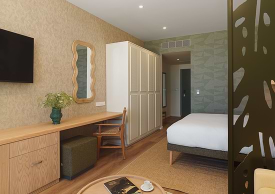 NALU Latchi - Leonardo Limited Edition - Junior Suite Sea View