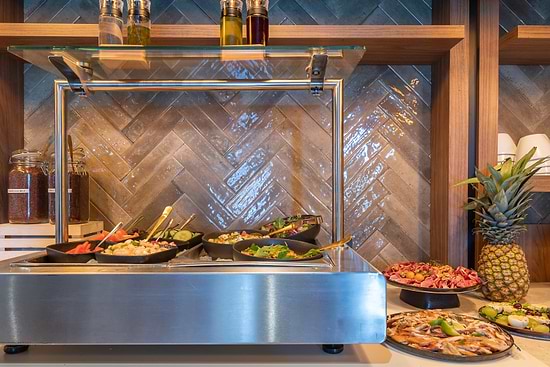 Leonardo Hotel Breda City Center - Desayuno buffet