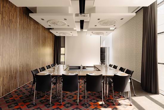 The Manor Amsterdam, Limited Edition — Berns Tagungsraum