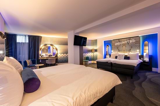NYX Hotel Amsterdam Rembrandt Square - Executive Room 2 Twin Beds