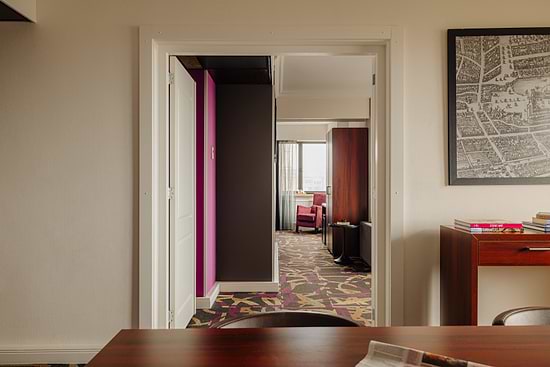 Leonardo Hotel Den Haag Babylon - Executive Suite 1 Double Bed 1 Sofabed
