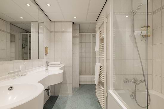 Leonardo Hotel Den Haag Babylon - Executive Suite 1 Double Bed 1 Sofabed