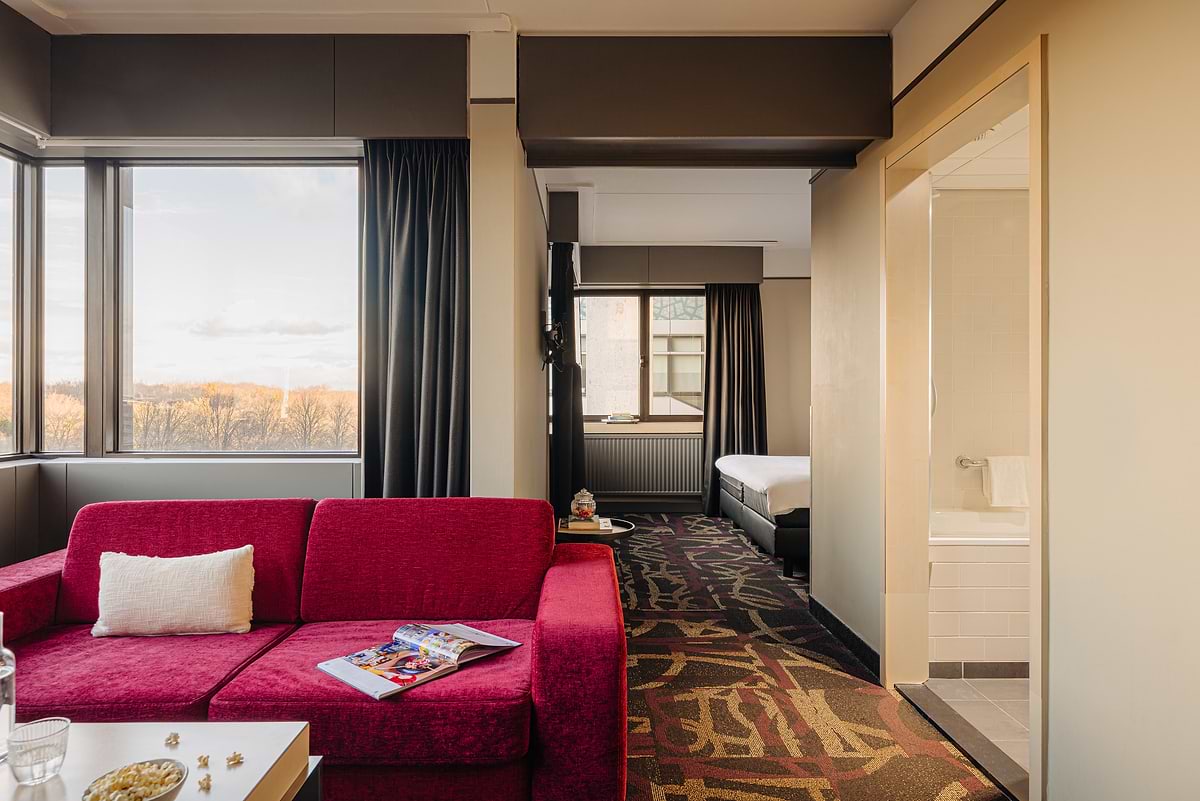Leonardo Hotel Den Haag Babylon - Junior Suite 1 Double Bed 1 Sofabed