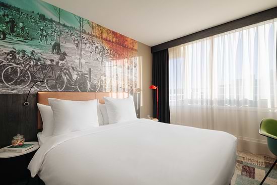 Leonardo Hotel Rotterdam Savoy - Comfort Room 1 Double Bed Balcony