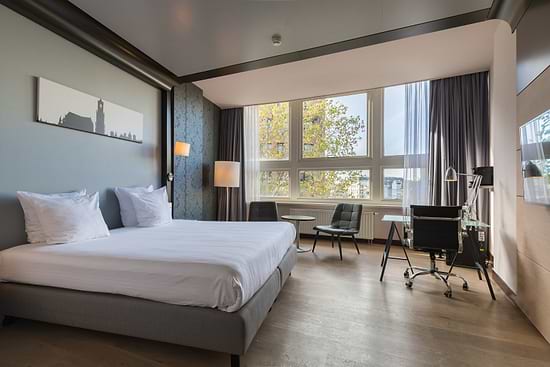 Leonardo Hotel Utrecht City Center - Deluxe Room 1 Double Bed