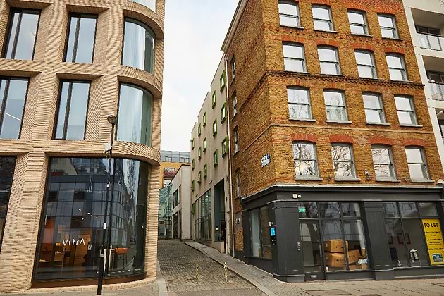 master Farringdon - The neighborhood