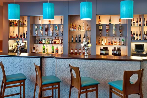 Leonardo Hotel Plymouth - Bar