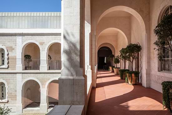 The Jaffa- inside view