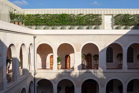 The Jaffa- inside view