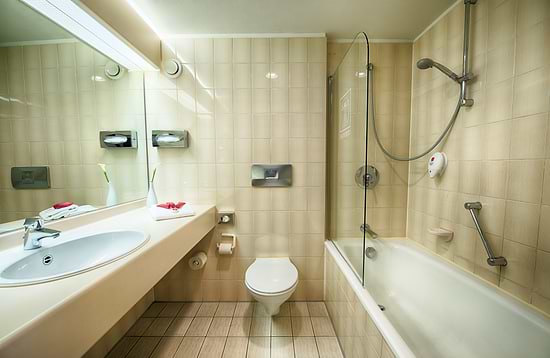 Leonardo Hotel Hamburg-Stillhorn - Номер Комфорт Плюс (Comfort Plus)