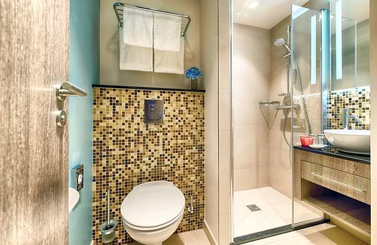 Leonardo Hotel Munich City South - Badezimmer