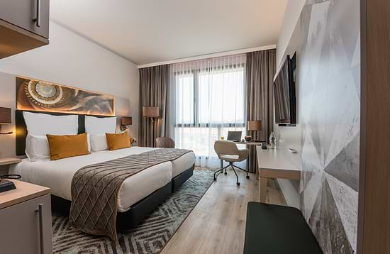 Leonardo Royal Hotel Barcelona Fira - Family Suite