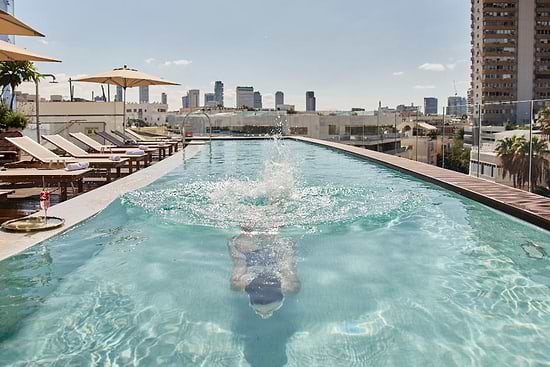HOTEL RECEPTION- Rooftop Pool