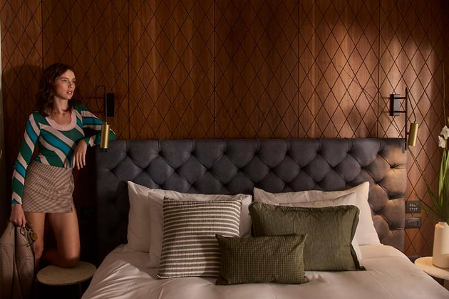 HOTEL RECEPTION- Hotel Room