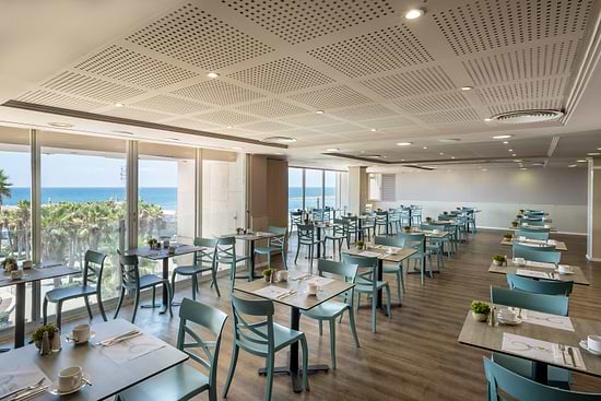 The dining room at Leonardo Gordon Beach Tel Aviv