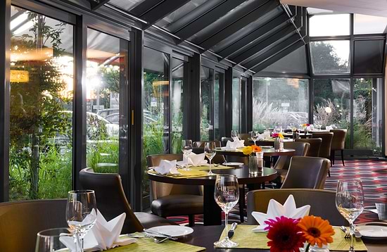 Leonardo Hotel Hannover Airport - Restaurante