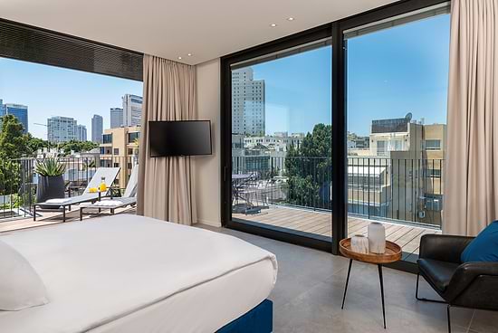 master Shenkin - Bedroom