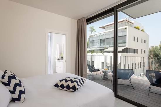 Three Bedroom Apartment with Big Terrace - Bedroom