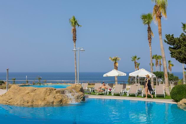 Leonardo Laura Beach & Splash Resort - piscine extérieure