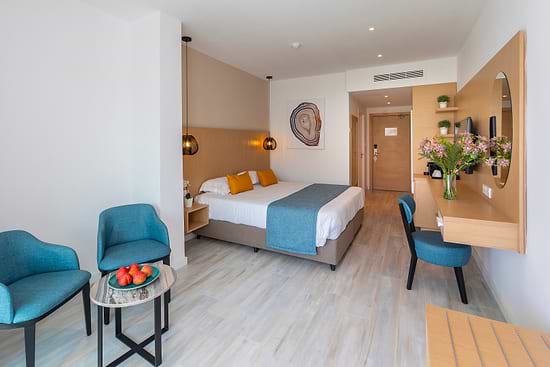 Leonardo Crystal Cove Hotel & Spa by the Sea - Adults Only - номер стандартный