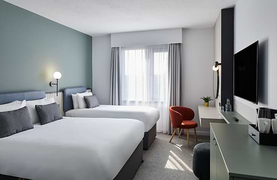 Leonardo Hotel Dublin Parnell Street Standard Room