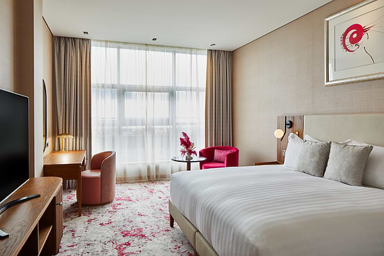 The g hotel - Superior Room King Bed